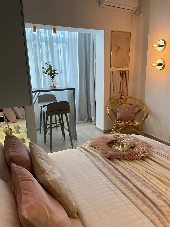 Marshmallow - Homey Central Studio Bucharest